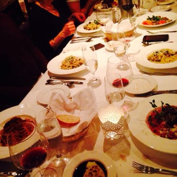 Al Porto - Italian Near Me - Vancouver, British Columbia