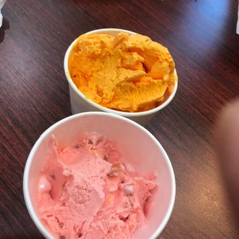 Cafe Tazza - Tutti-frutti and mango ice cream - Bakeries Near Me - Dublin, California