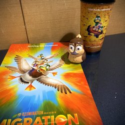 Marcus St. Charles Cinema - Duck hunt prizes!