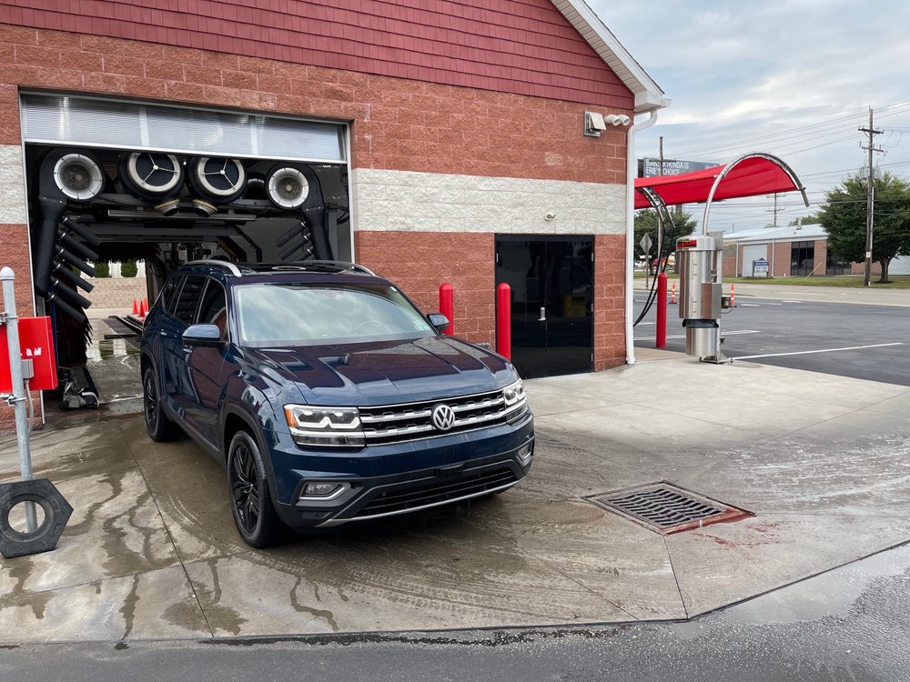 TOP NOTCH AUTO WASH Updated September 2024 13 Photos 1450 West