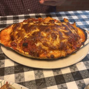 Luigis Italian Restaurant - Baked Ziti w meat sauce - Italian Near Me - Fort Worth, Texas Luigis Italian Restaurant - Baked Ziti w meat sauce - Italian Near Me - Fort Worth, Texas