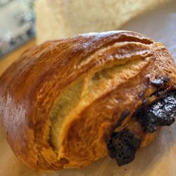 2914 Coffee - Chocolate croissant is delicious