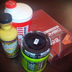Multi Coach - Shake de prot' (booster), vinaigrette 0% mat.grasse et barres hyper protéinees ! Le combo gagnant !