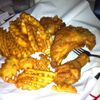 Bannerman's Sports Grill - Broasted chicken and waffle fries! - American Near Me - Bartlett, Illinois
