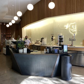 Lost Larson - Beautiful interior - Bakeries Near Me - Chicago, Illinois