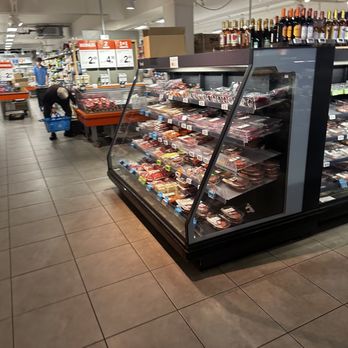 Albert Heijn - Grocery Near Me - Amsterdam, New Hampshire Albert Heijn - Grocery Near Me - Amsterdam, New Hampshire