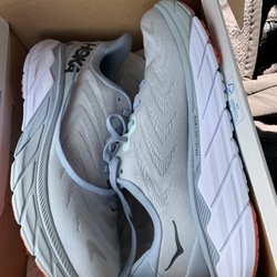 Road Runner Sports - Hokas Ahari 6