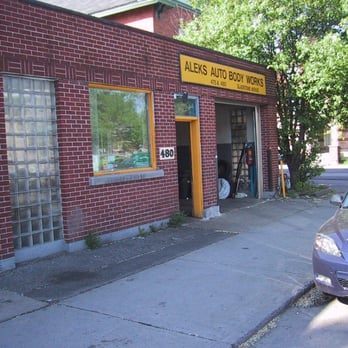 Aleks Auto Body Works - gladstone is a busy street park in front of the door for an collision estimate - Body Shops Near Me - Ottawa, Ontario Aleks Auto Body Works - gladstone is a busy street park in front of the door for an collision estimate - Body Shops Near Me - Ottawa, Ontario