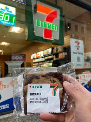 7-Eleven by null
