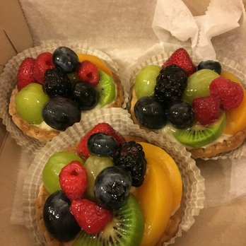 Cuccio's Bakery - Fresh fruit tarts! Perfect balance of fruit and filling and not soggy at all, hope to buy some more soon! - Bakeries Near Me - Brooklyn, New York Cuccio's Bakery - Fresh fruit tarts! Perfect balance of fruit and filling and not soggy at all, hope to buy some more soon! - Bakeries Near Me - Brooklyn, New York