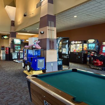 Roxy - Arcade area - Cinema Near Me - Lebanon, Tennessee Roxy - Arcade area - Cinema Near Me - Lebanon, Tennessee