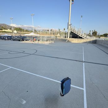 Crescenta Valley High School - Middle Schools & High Schools Near Me - La Crescenta, California Crescenta Valley High School - Middle Schools & High Schools Near Me - La Crescenta, California