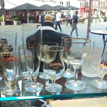 Abbey Nr 8 - Pubs Near Me - Antwerp, VAN