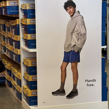 Famous Footwear - Shoe Stores Near Me - Orchard Park, New York