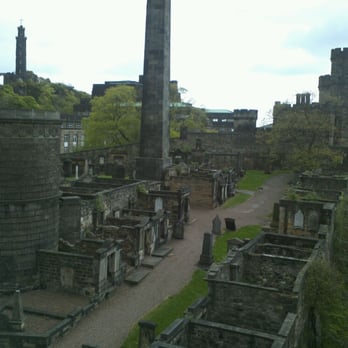 Princess Street Suites - View from roof terrace towards cemetery - Apartments Near Me - Edinburgh, EDH