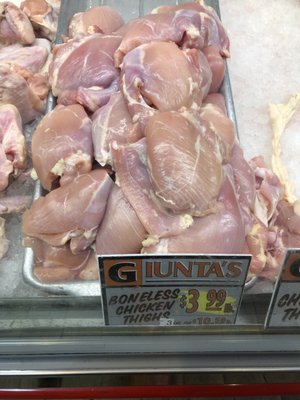 Giunta's Prime Shop by null