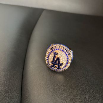 Fullerton Car Wash - Replica Dodgers World Series ring - Car Wash Near Me - Fullerton, California Fullerton Car Wash - Replica Dodgers World Series ring - Car Wash Near Me - Fullerton, California