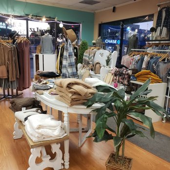 Andyliz Boutique - Accessories Near Me - Long Beach, California Andyliz Boutique - Accessories Near Me - Long Beach, California