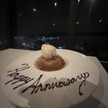 360 Restaurant - Canadian (New) Near Me - Toronto, Ontario