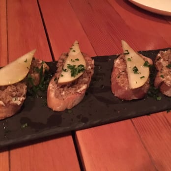 Tavola - Very good crostini with Gorgonzola, walnut pesto, and pears! - Italian Near Me - Vancouver, British Columbia