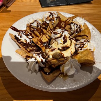 El Chico - Chocolate Caramel Nachos - Oh my! - Mexican Near Me - Richland Hills, Texas El Chico - Chocolate Caramel Nachos - Oh my! - Mexican Near Me - Richland Hills, Texas
