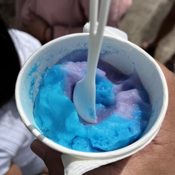 Mountain Magic Shave Ice - Tarp and Blue Vanilla (Keiki Size) - Shaved Ice Near Me - Waipahu, Hawaii Mountain Magic Shave Ice - Tarp and Blue Vanilla (Keiki Size) - Shaved Ice Near Me - Waipahu, Hawaii