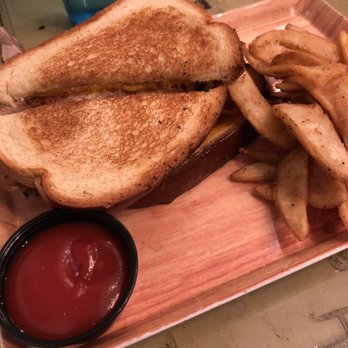 Treylor Park - Grilled Apple Pie Sandwich - New American Near Me - Savannah, Georgia Treylor Park - Grilled Apple Pie Sandwich - New American Near Me - Savannah, Georgia