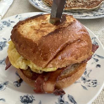 {petite} maman - Breakfast sandwich - Bakeries Near Me - Miami, Florida {petite} maman - Breakfast sandwich - Bakeries Near Me - Miami, Florida