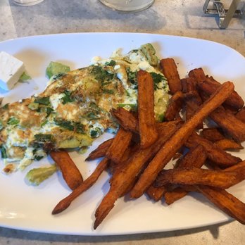 Southport Diner - Egg white omelette w/spinach, avocado & feta - Diners Near Me - Southport, Connecticut Southport Diner - Egg white omelette w/spinach, avocado & feta - Diners Near Me - Southport, Connecticut