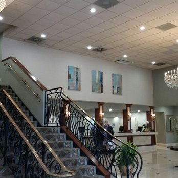 Clayton Plaza Hotel - Hotels Near Me - Clayton, Missouri