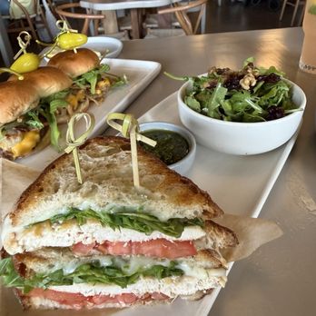 Luna Bistro Cafe - New American Near Me - Long Beach, California Luna Bistro Cafe - New American Near Me - Long Beach, California