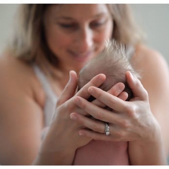 Isabela Slojkowski Photography - Motherhood first 48 hours - Event Photography Near Me Isabela Slojkowski Photography - Motherhood first 48 hours - Event Photography Near Me