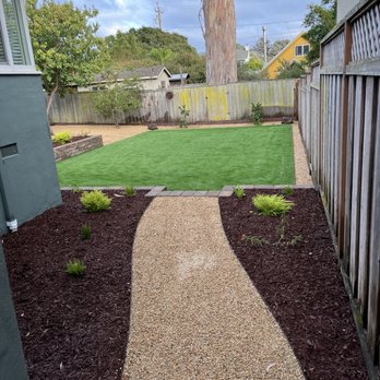 Aguilar Interlocking Paver - Masonry/Concrete Near Me