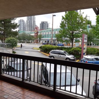 Xiang Yuan Qiao - Across Lincoln from Henderson Mall - Asian Fusion Near Me - Coquitlam, British Columbia