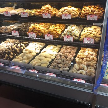 Angelo Caputo's Fresh Markets - Cookies and other bakery items - Grocery Near Me - Carol Stream, Illinois