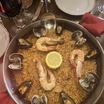 El Quijote - Seafood Paella - Spanish Near Me - New York, New York