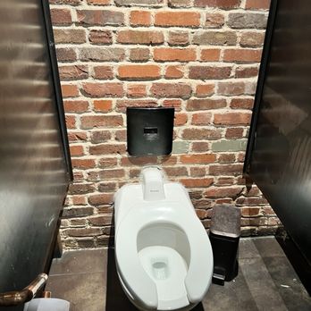 Savina’s - Women's restroom - Mexican Near Me - Castle Rock, Colorado