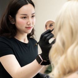 Blushing Studio - Brow Mapping / Consultation