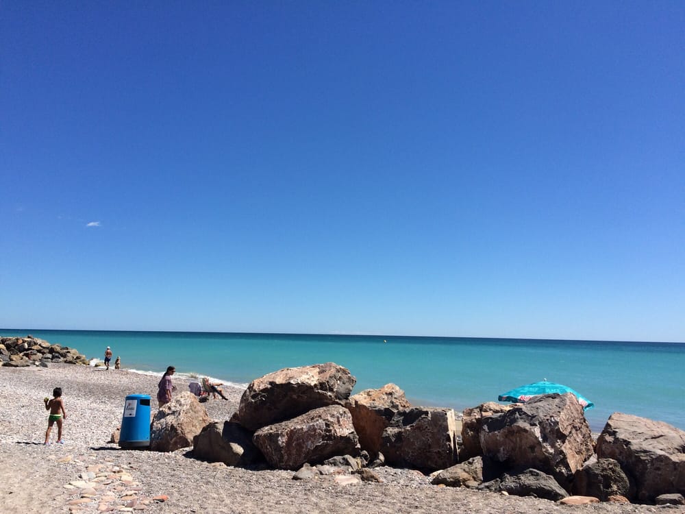 Playa  Malvarrosa de Corinto