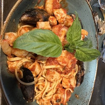 Kona Brewing - Delicious arrabiata pasta! - Pubs Near Me - Honolulu, Hawaii Kona Brewing - Delicious arrabiata pasta! - Pubs Near Me - Honolulu, Hawaii