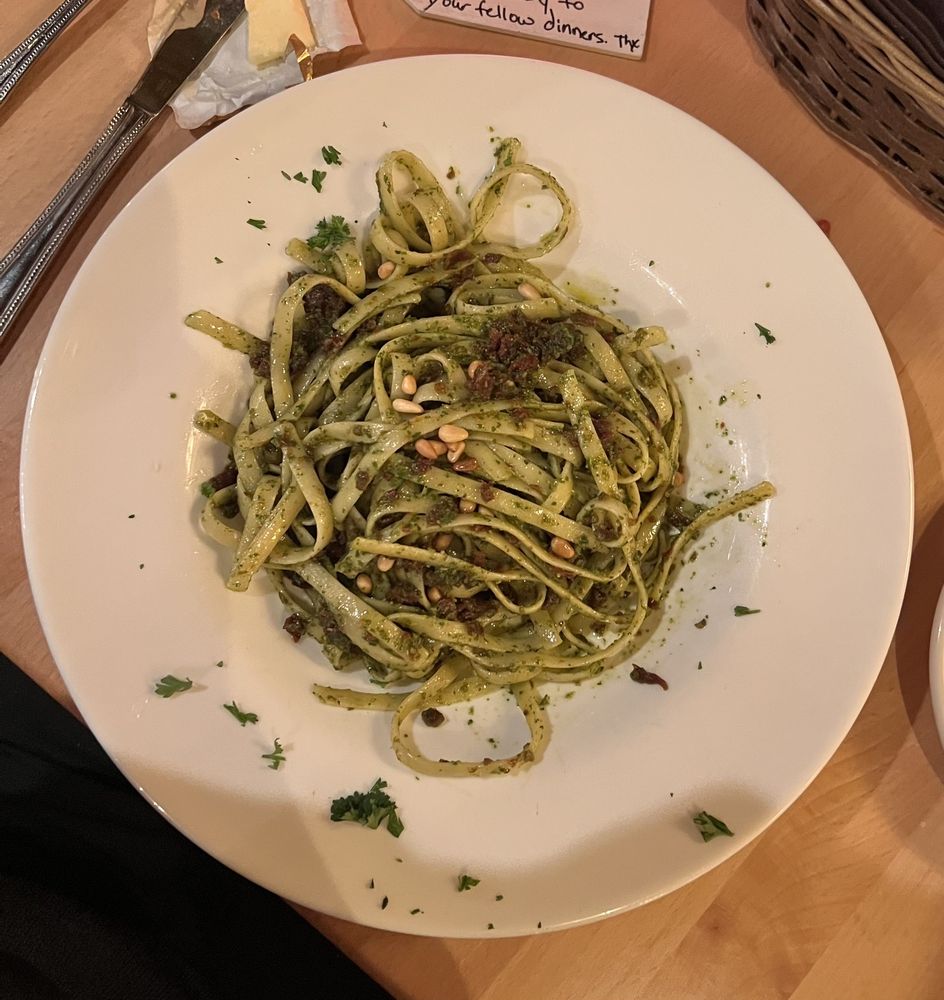 Social spots from Carmelo's