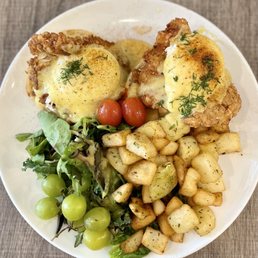 Crispy Chicken Benedict