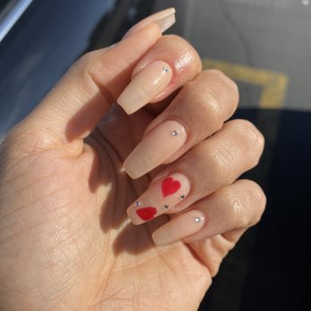 Creative Touch Nail Salon - Nail Salons Near Me - Los Angeles, California