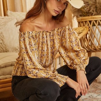 Skye Clothing Boutique - Spring 2023 - Women's Clothing Near Me - Auburn, California Skye Clothing Boutique - Spring 2023 - Women's Clothing Near Me - Auburn, California