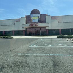 Front entrance of AMC 24 Cherry Hill Front entrance of AMC 24 Cherry Hill