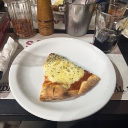 Serafín - Mozzarella pizza