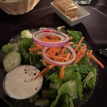 Gordy's Steakhouse - House salad and warm bread - Steakhouses Near Me - Willernie, Minnesota Gordy's Steakhouse - House salad and warm bread - Steakhouses Near Me - Willernie, Minnesota