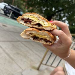 Puchu's Grocery and Deli