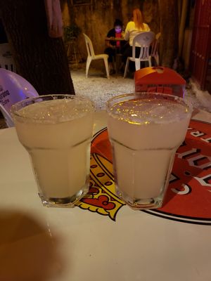 El Cardenal Cantina by null