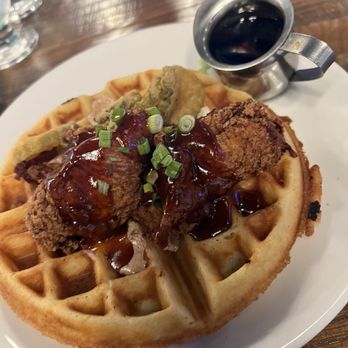 Liberty Tavern - Chicken and waffles - American Near Me - Quincy, Massachusetts Liberty Tavern - Chicken and waffles - American Near Me - Quincy, Massachusetts